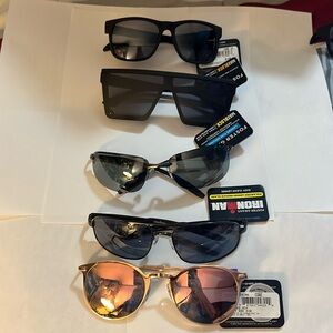 #699 Foster Grant sunglasses 5 pairs retail $18.99 each $94.95 total